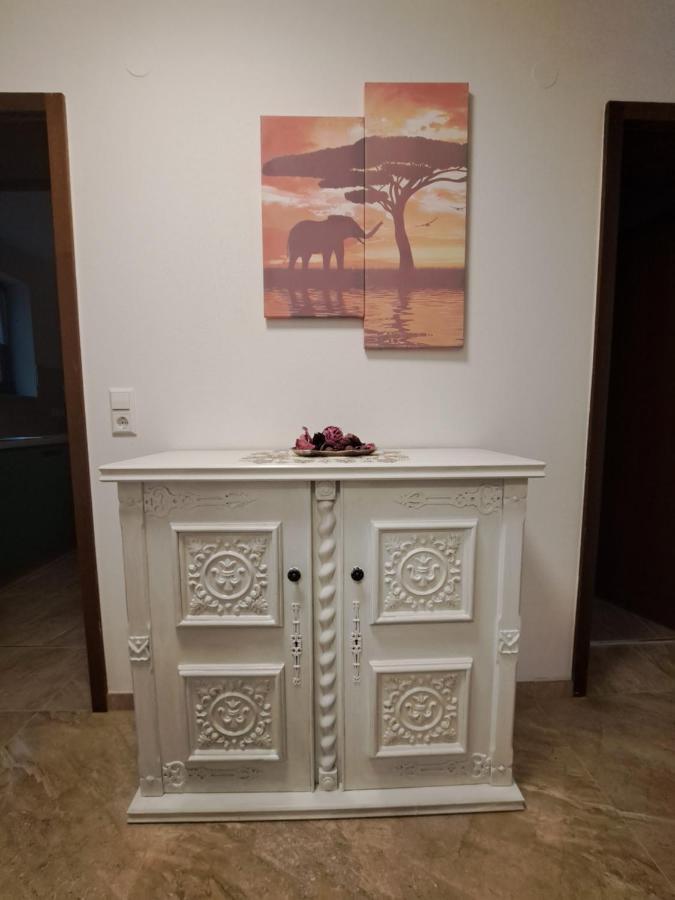 Schoene Wohnung Am Georgenberg Reutlingen Ngoại thất bức ảnh